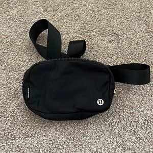 Lululemon Belt Bag 1L